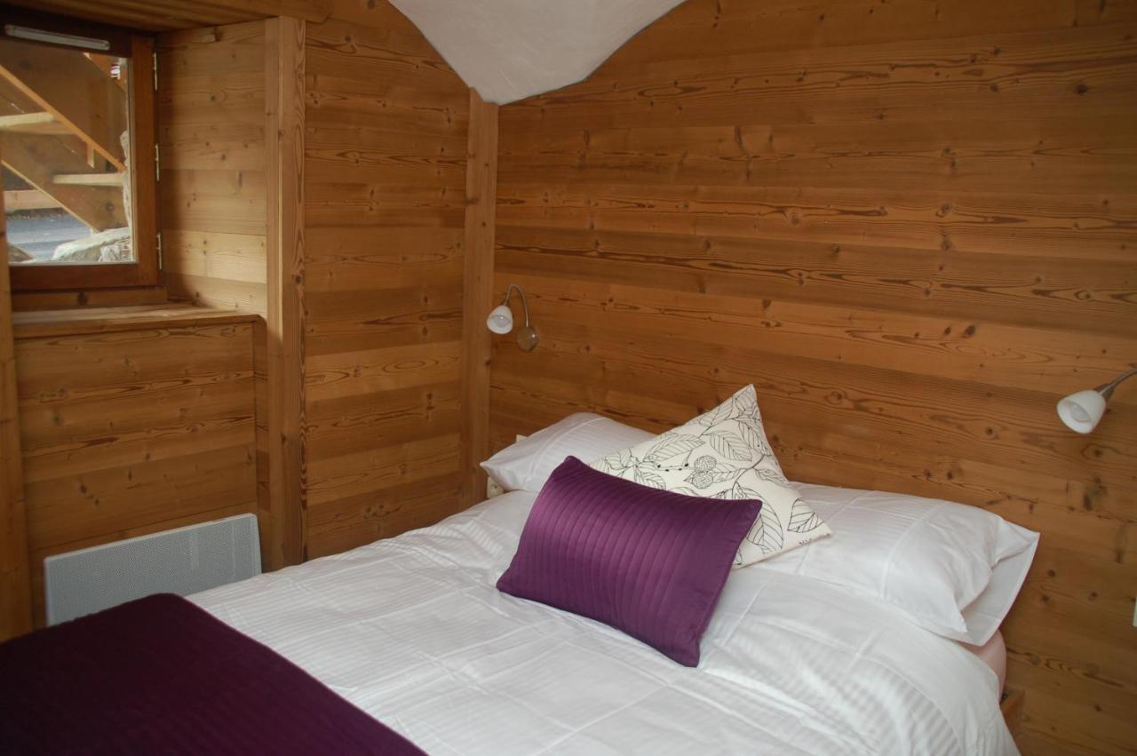 Two Bedroom Apartment La Voute, Chandon Near Meribel - Sleeps 4 Adults Or 2 Adults And 3 Children Les Allues Ngoại thất bức ảnh