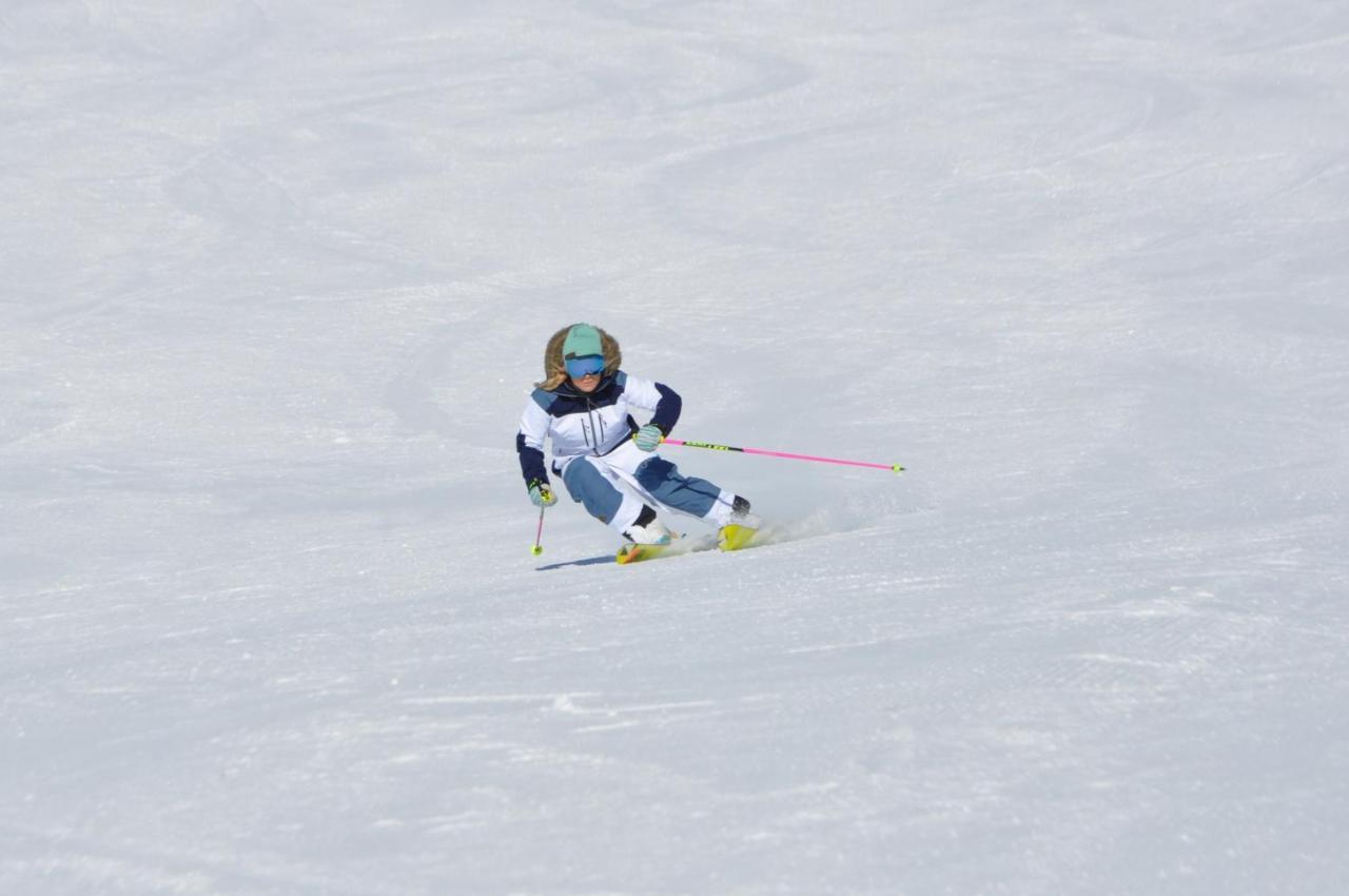 Two Bedroom Apartment La Voute, Chandon Near Meribel - Sleeps 4 Adults Or 2 Adults And 3 Children Les Allues Ngoại thất bức ảnh